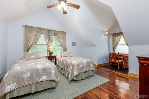 112 Lupton Road Sapphire NC 28774