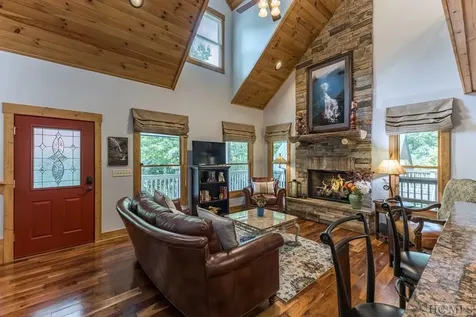 112 Lupton Road Sapphire NC 28774