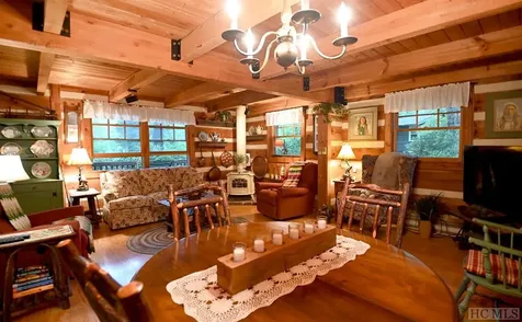 90 Laurel Heights Highlands NC 28741