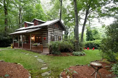 90 Laurel Heights Highlands NC 28741