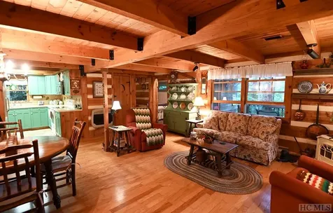 90 Laurel Heights Highlands NC 28741