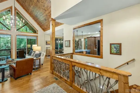 440 Buckberry S Sapphire NC 28774