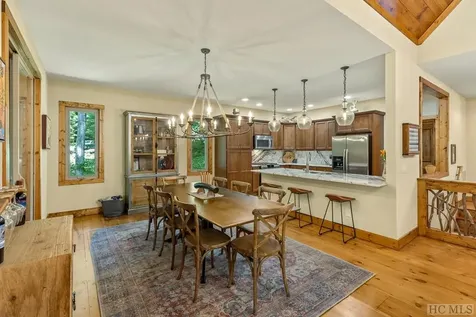 440 Buckberry S Sapphire NC 28774
