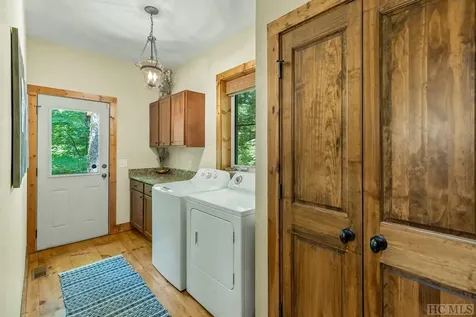 440 Buckberry S Sapphire NC 28774