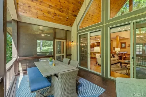 440 Buckberry S Sapphire NC 28774
