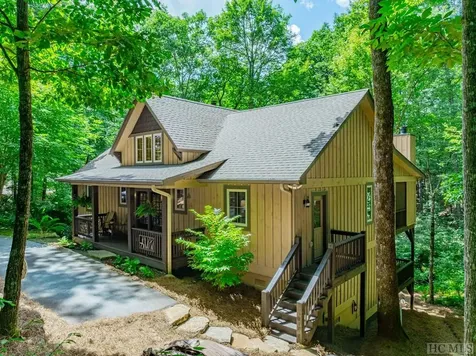 440 Buckberry S Sapphire NC 28774
