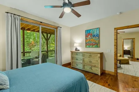 440 Buckberry S Sapphire NC 28774