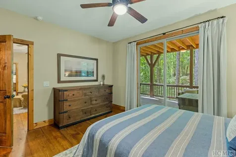 440 Buckberry S Sapphire NC 28774