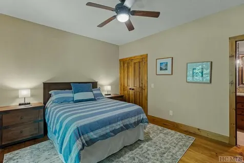 440 Buckberry S Sapphire NC 28774