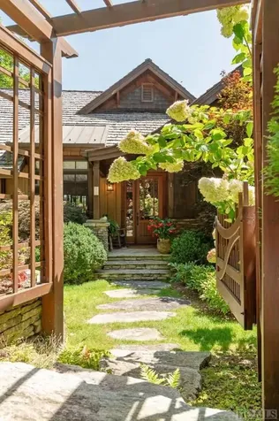 80 Lower Cottage Lane Highlands NC 28741