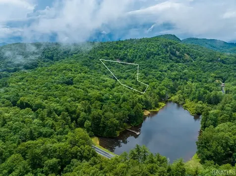 12 Fish Camp Trail Glenville NC 28736