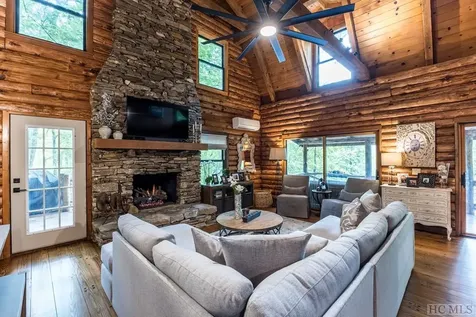 1049 Glenshore Drive Cullowhee NC 28723
