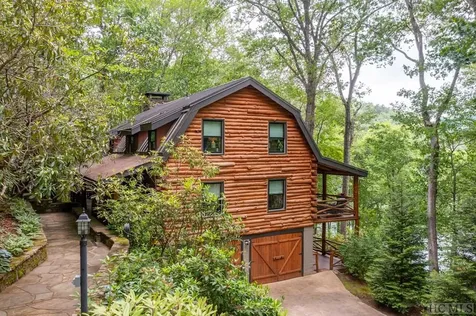 1049 Glenshore Drive Cullowhee NC 28723