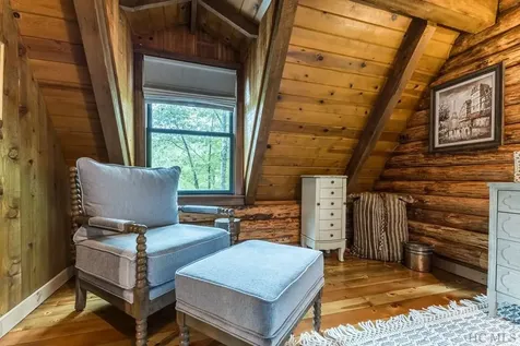 1049 Glenshore Drive Cullowhee NC 28723