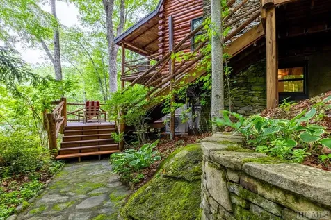 1049 Glenshore Drive Cullowhee NC 28723