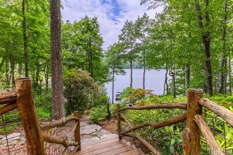 1049 Glenshore Drive Cullowhee NC 28723