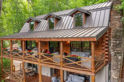 1049 Glenshore Drive Cullowhee NC 28723
