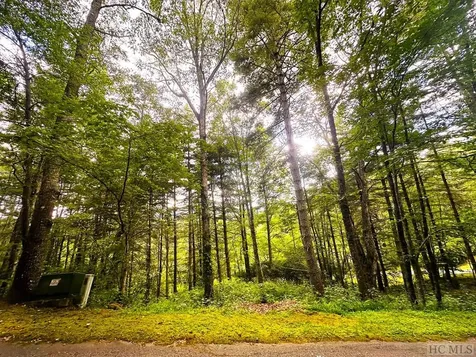 17 Glen Laurel Circle Cullowhee NC 28723