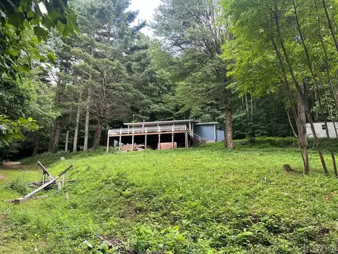 176 This A Way Drive Cullowhee NC 28723