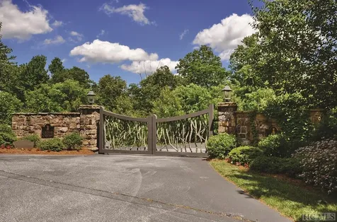 1 & 3rev Crestline Drive Cashiers NC 28717