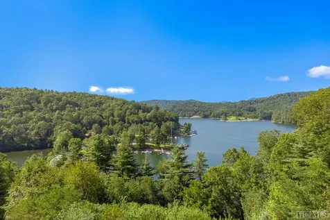 111B Rue-de-provence Glenville NC 28736