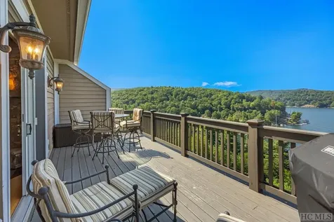 111B Rue-de-provence Glenville NC 28736