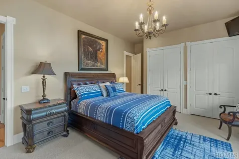 111B Rue-de-provence Glenville NC 28736