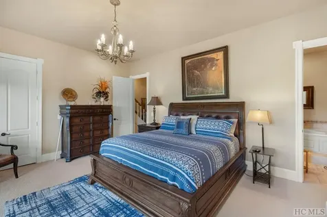 111B Rue-de-provence Glenville NC 28736