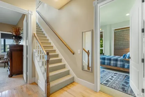 111B Rue-de-provence Glenville NC 28736