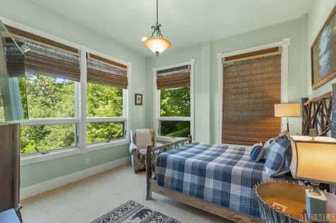 111B Rue-de-provence Glenville NC 28736