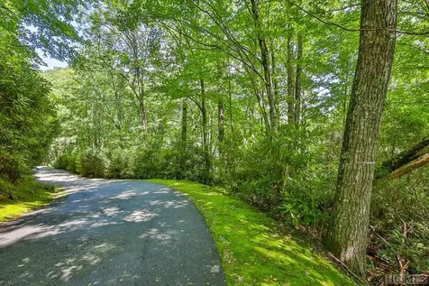 D-17 Cherokee Trace Cashiers NC 28717