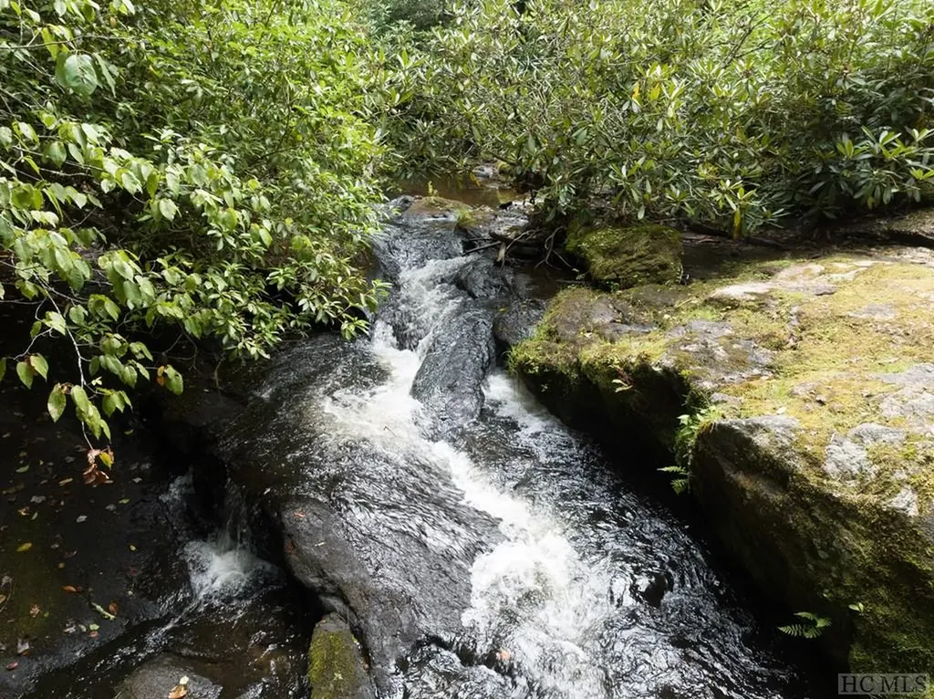 1124 Billy Cabin Road Highlands NC 28741