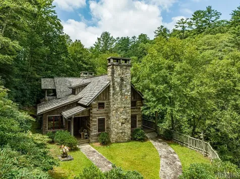 1124 Billy Cabin Road Highlands NC 28741