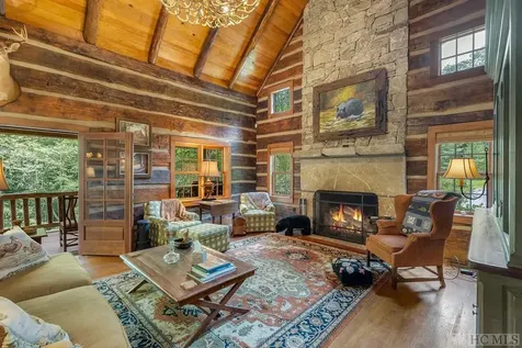 1124 Billy Cabin Road Highlands NC 28741