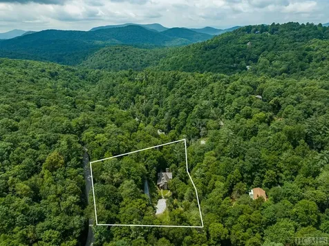 1124 Billy Cabin Road Highlands NC 28741