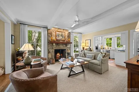 59 Wicket Way Cashiers NC 28717