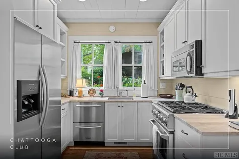 59 Wicket Way Cashiers NC 28717