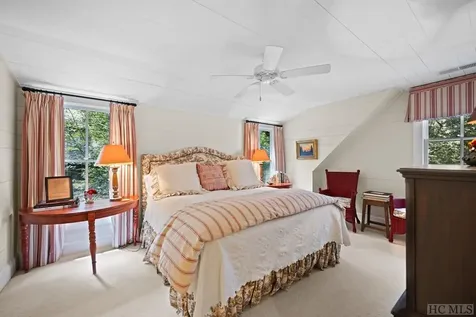 59 Wicket Way Cashiers NC 28717