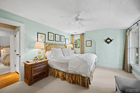 59 Wicket Way Cashiers NC 28717