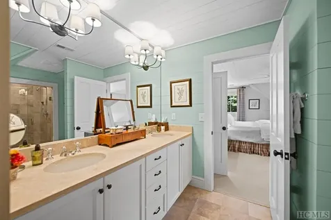 59 Wicket Way Cashiers NC 28717