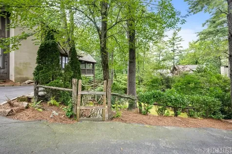 59 Wicket Way Cashiers NC 28717