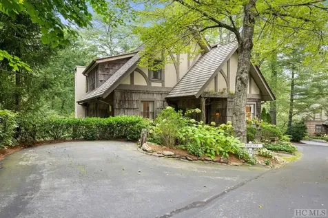 59 Wicket Way Cashiers NC 28717