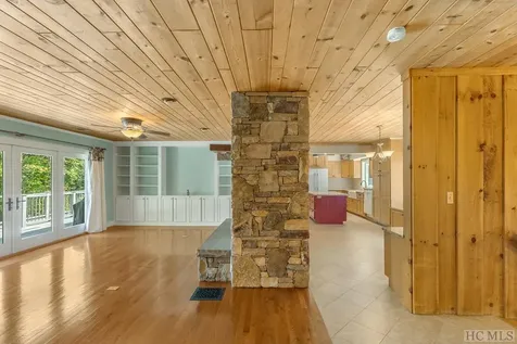 214 Hive Road Glenville NC 28736