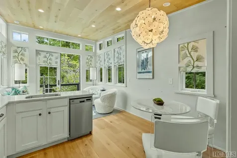 105 Moonstone Loop Highlands NC 28741