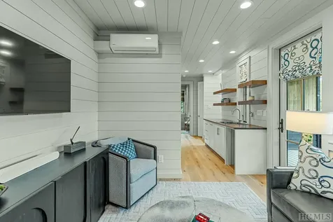 105 Moonstone Loop Highlands NC 28741