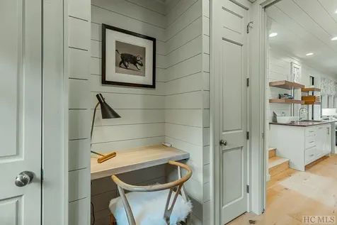 105 Moonstone Loop Highlands NC 28741