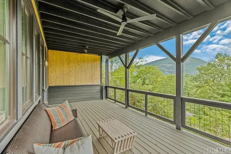105 Moonstone Loop Highlands NC 28741