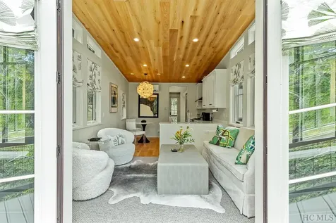 105 Moonstone Loop Highlands NC 28741