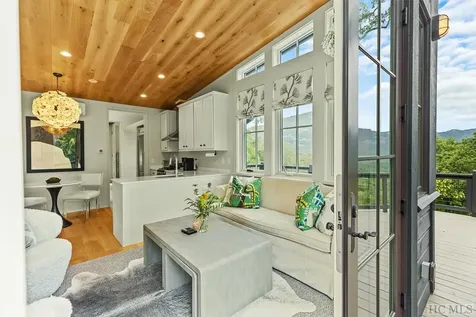 105 Moonstone Loop Highlands NC 28741