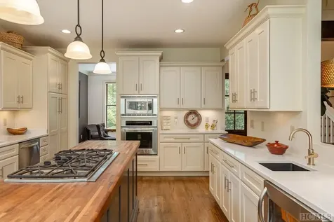266 Upper Whitewater Road Sapphire NC 28774